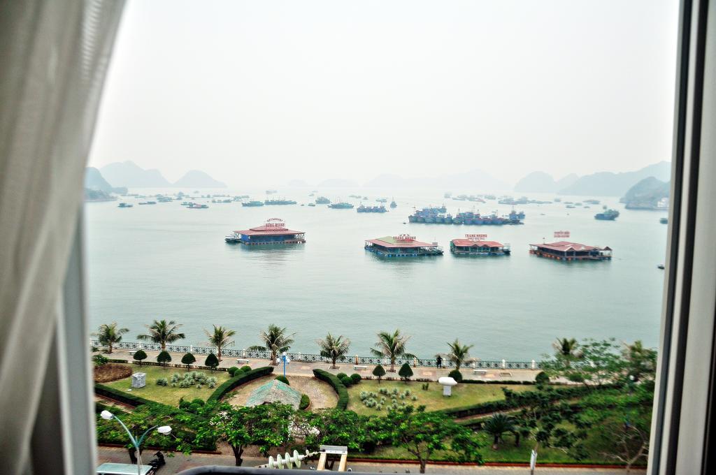 Hai Long Hotel Cat Ba Dong Khe Sau Exteriör bild