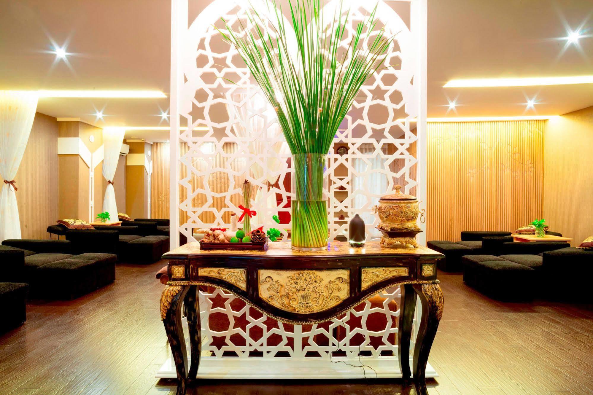 Hai Long Hotel Cat Ba Dong Khe Sau Exteriör bild
